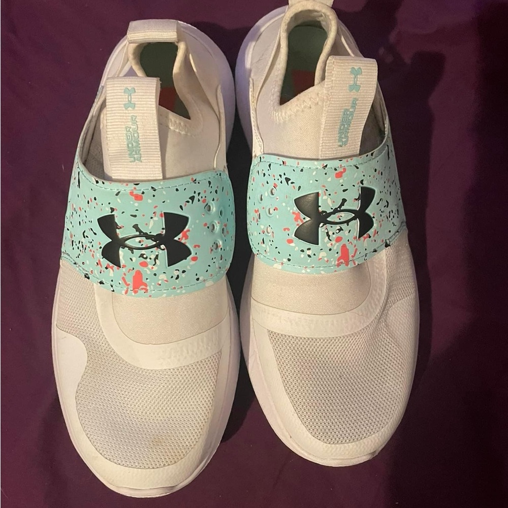 Women’s UA shoes size 8